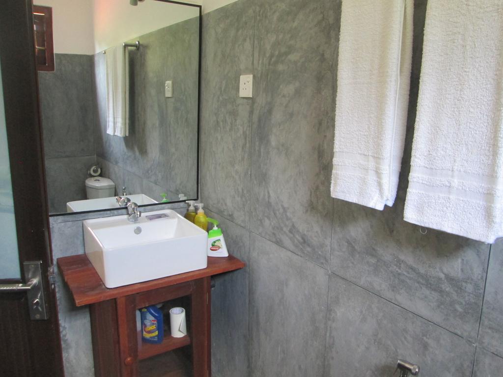 Bay Reach Home Stay Weligama Exterior foto